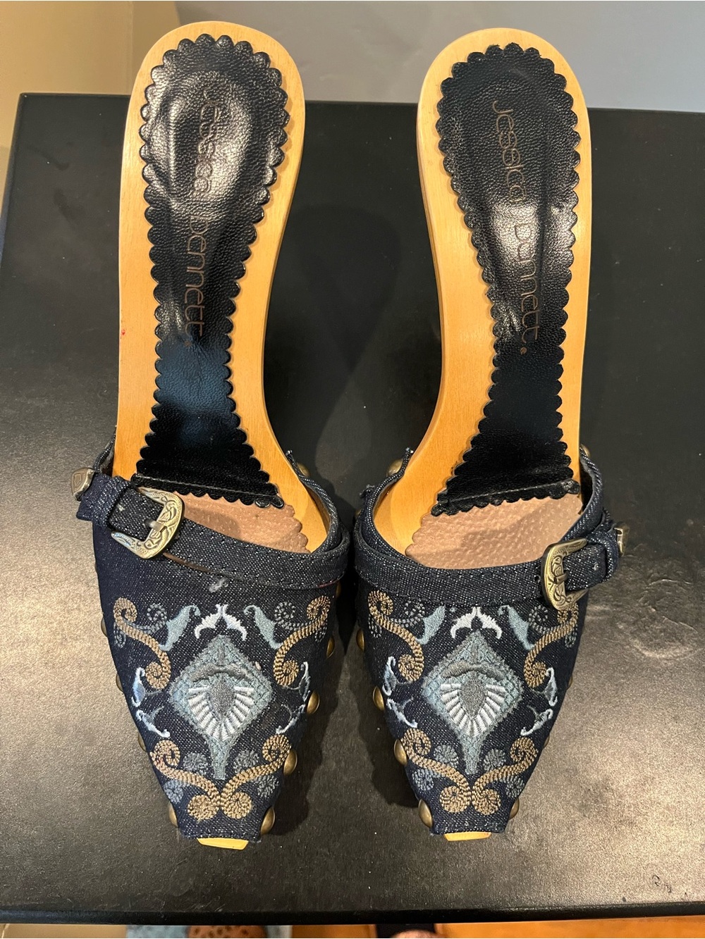 Jessica Bennett Heels Size 6